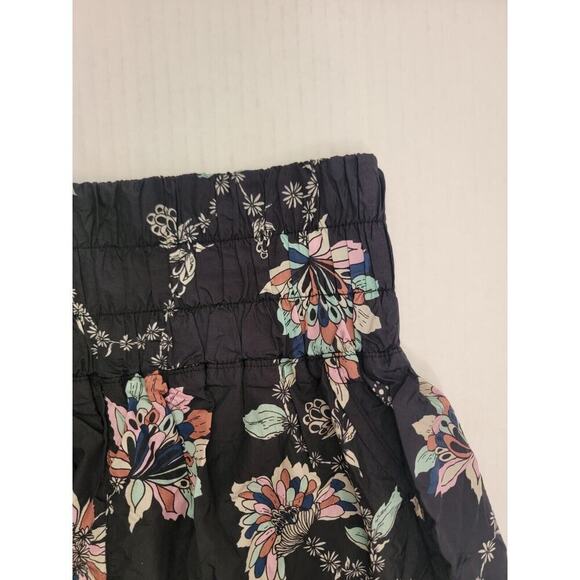 FREE PEOPLE Movement Boxing Shorts Medium The Way Home Onyx Floral Print - Picture 3 of 8